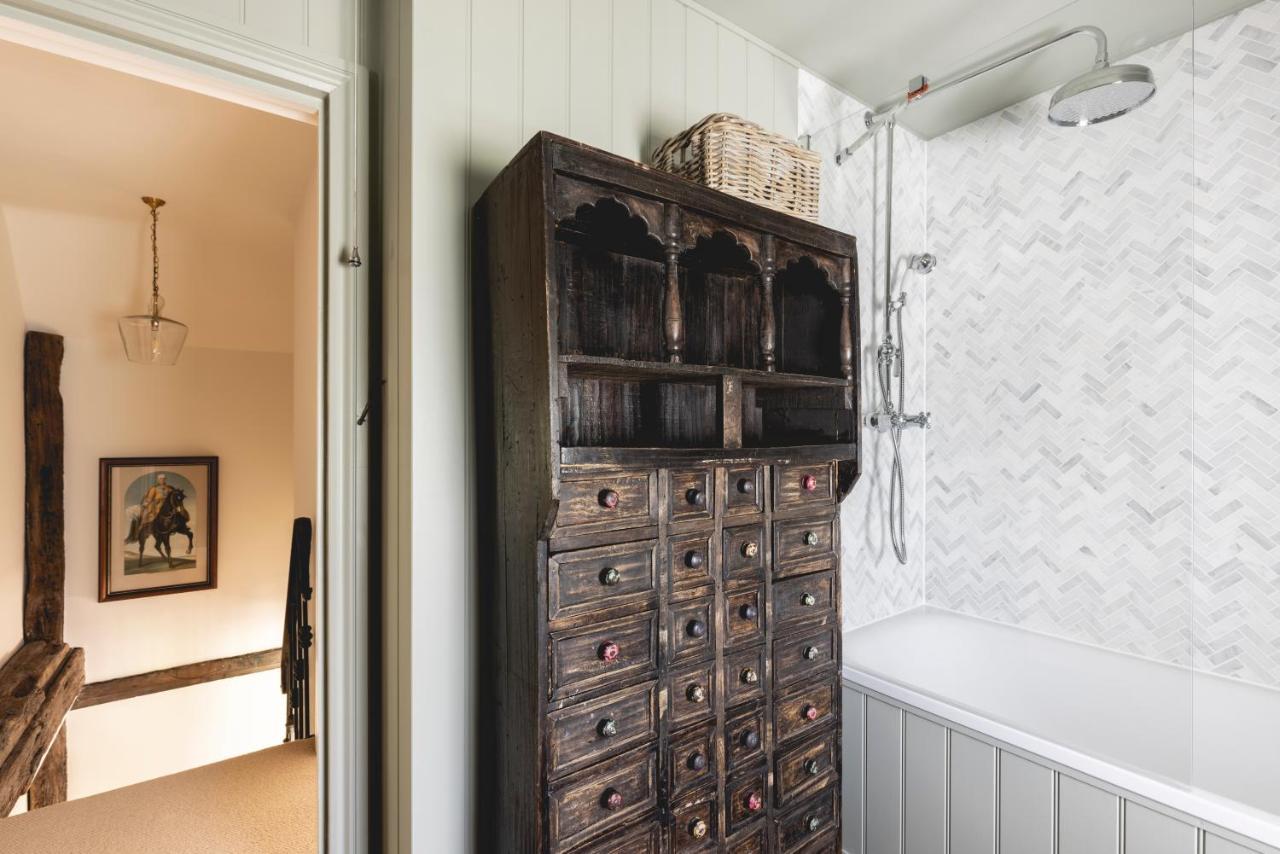 Cosy Cottage With Beautiful Garden, Hottub & Sauna Marden  외부 사진