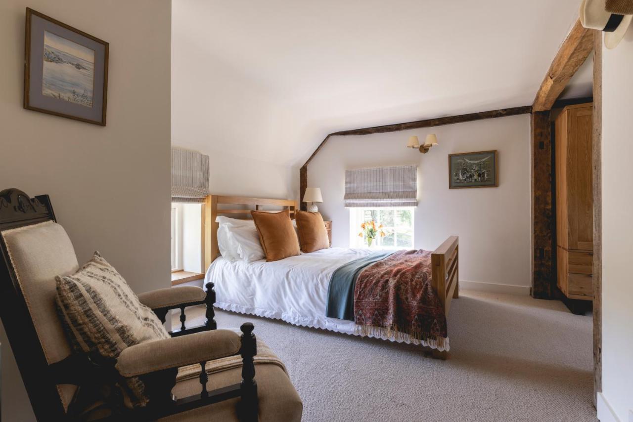 Cosy Cottage With Beautiful Garden, Hottub & Sauna Marden  외부 사진